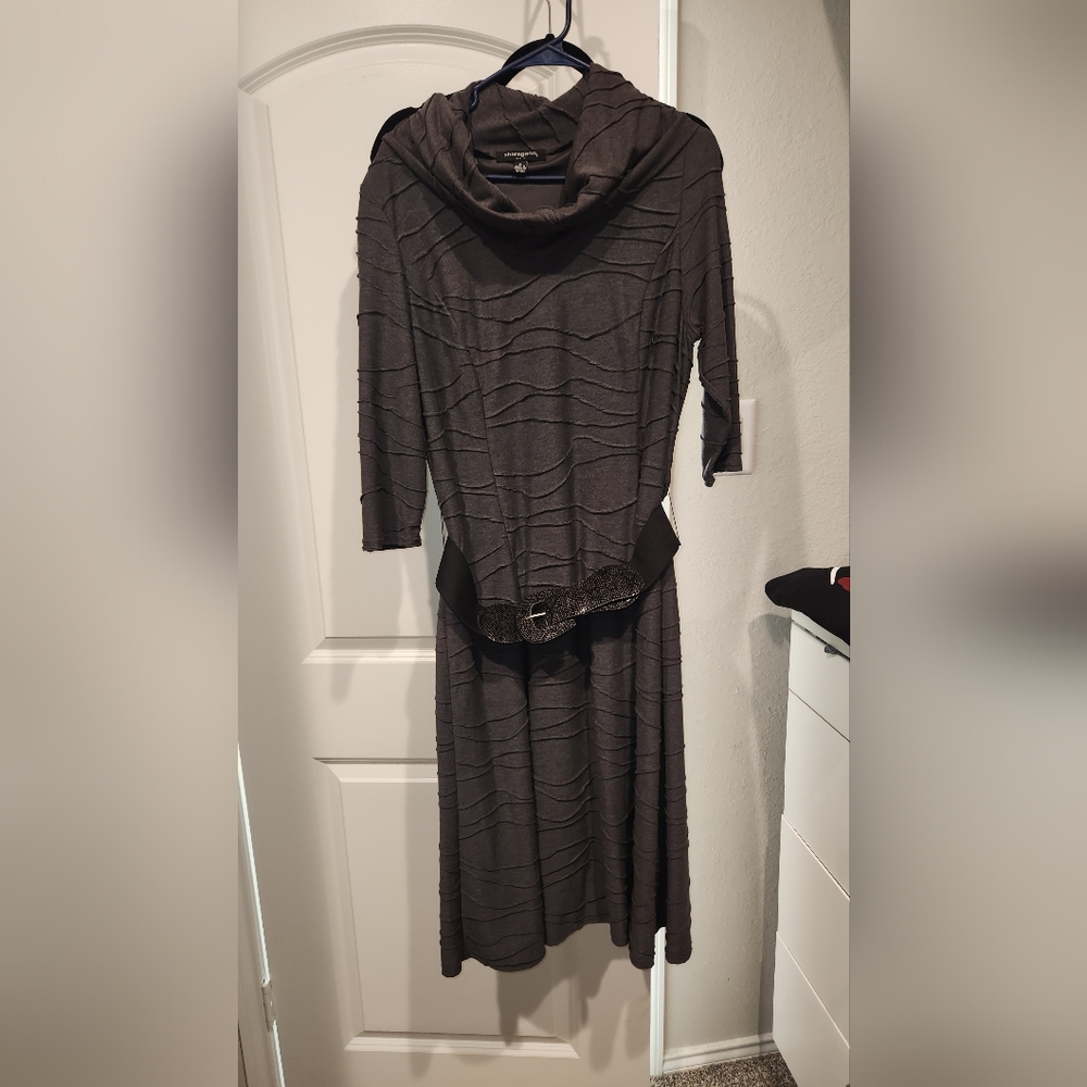 Chic Black Textured Dress with Belt